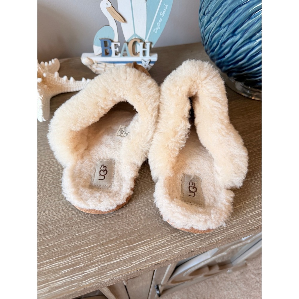 UGG Scuffette Suede Sheepskin Slippers Women Chestnut Size 10 - Picture 4 of 6